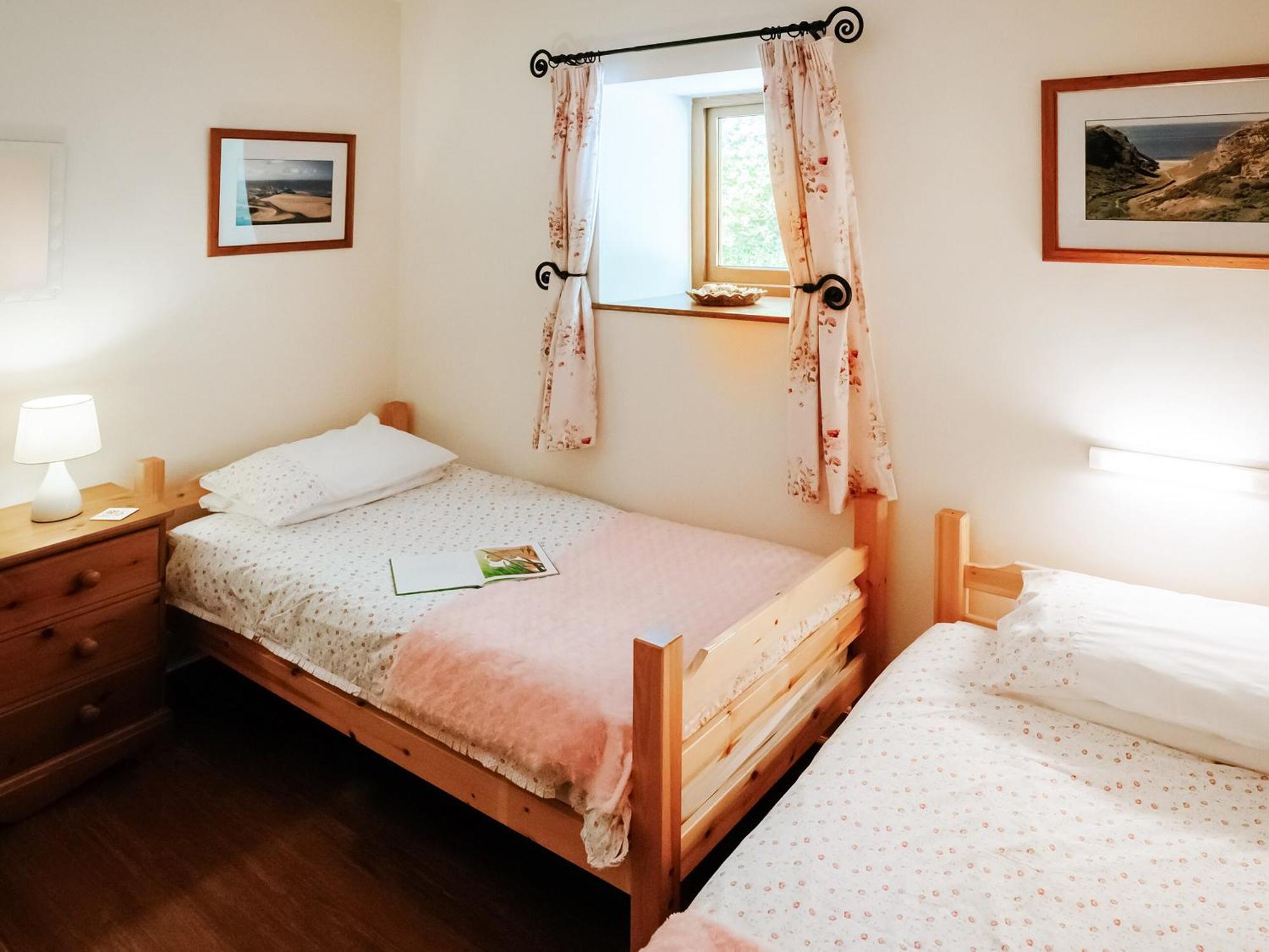 Cob Cottage Rhossili Extérieur photo